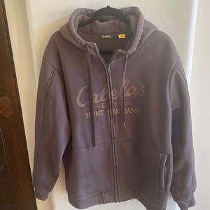 Cabela’s sweatshirt dark brown never worn fleece lined